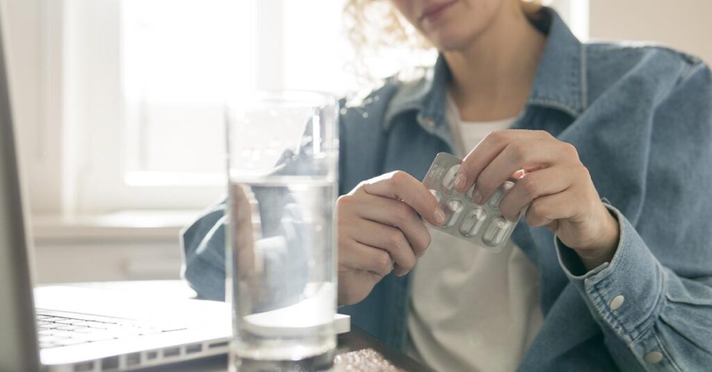 Remédios para refluxo: eles resolvem o problema ou apenas “mascaram”?
